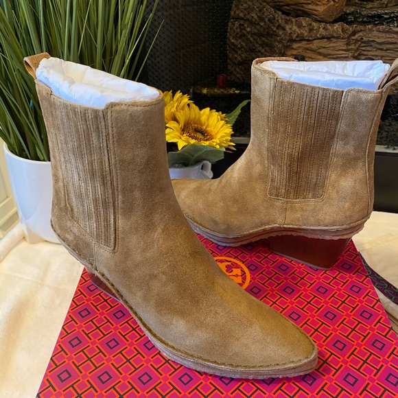 🔥 SALE 🔥 TORY BURCH LILA HEELED ANKLE BOOT - Picture 2 of 7